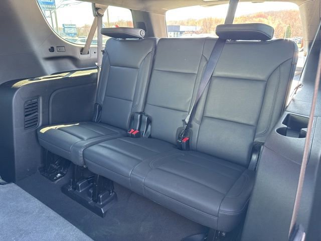 Used 2025 Chevrolet Suburban Z71 AWD/4WD image 22
