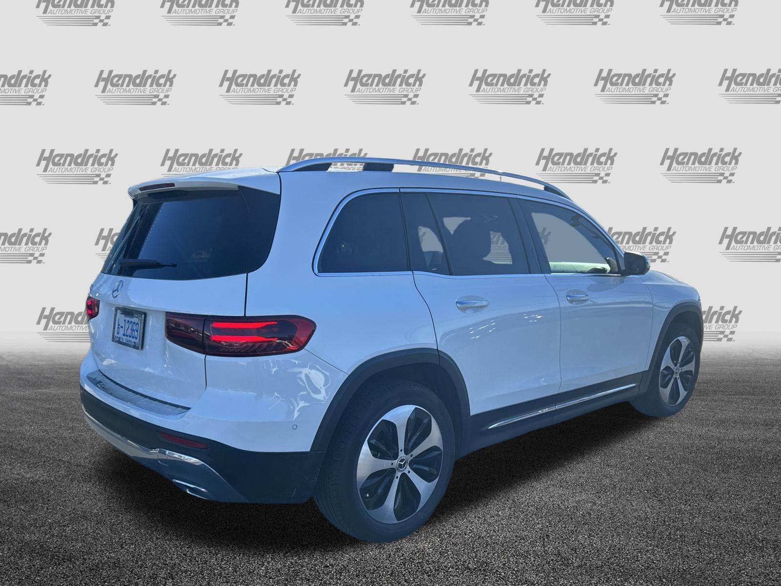 Used 2025 Mercedes-Benz GLB 250 image 10