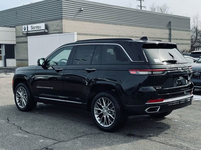 New 2025 Jeep Grand Cherokee Summit w/ Adv Protech Group IV image 8