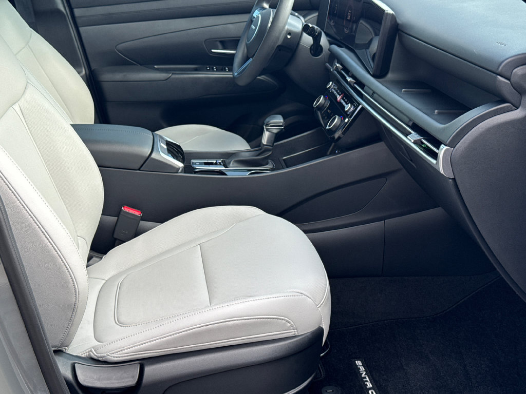 Certified 2026 Hyundai Santa Cruz SEL FWD image 15