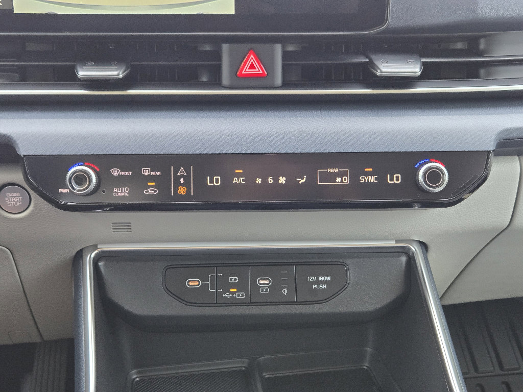 New 2026 Kia Carnival EX image 14