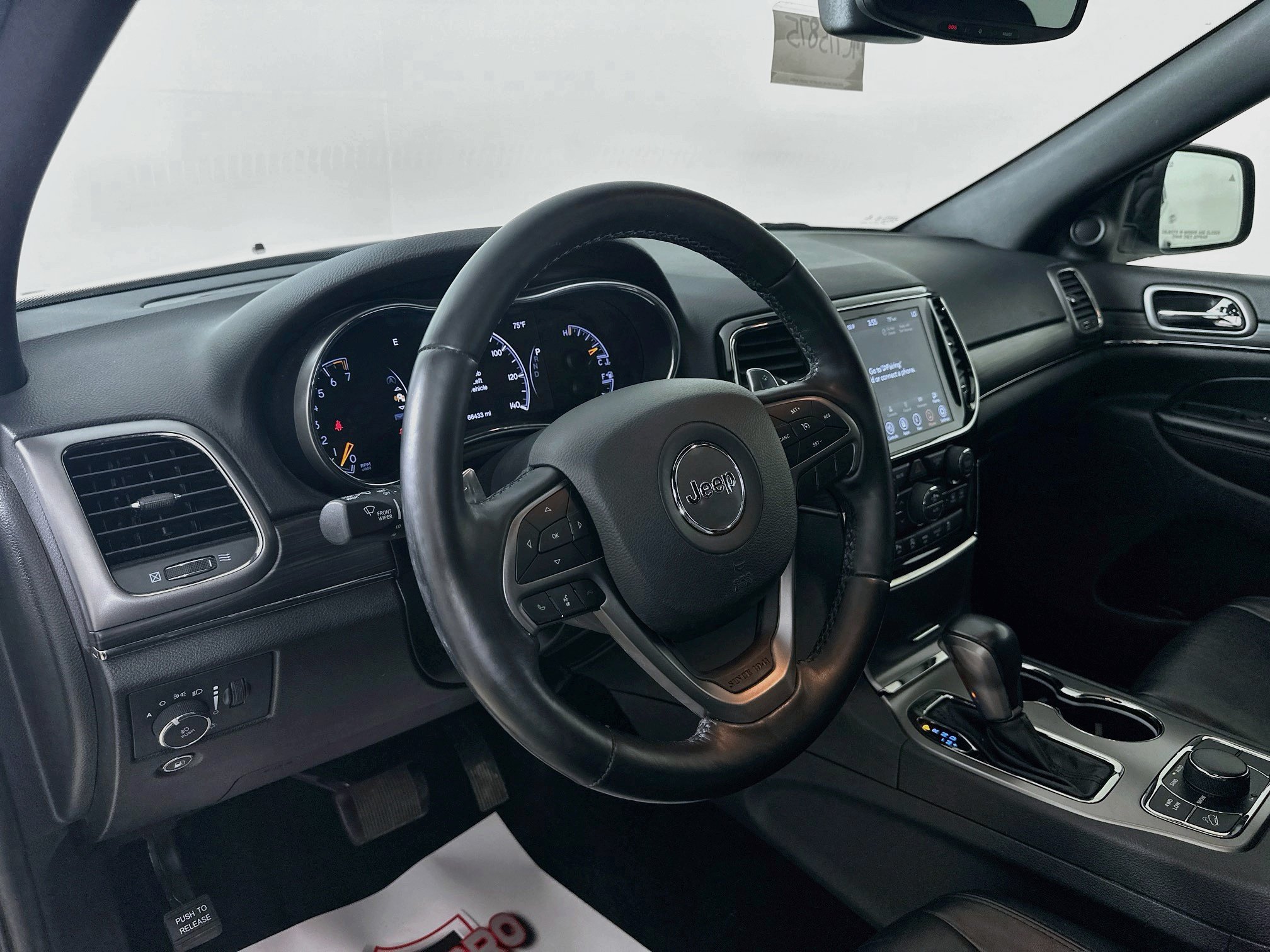 Used 2021 Jeep Grand Cherokee Limited X AWD/4WD image 9