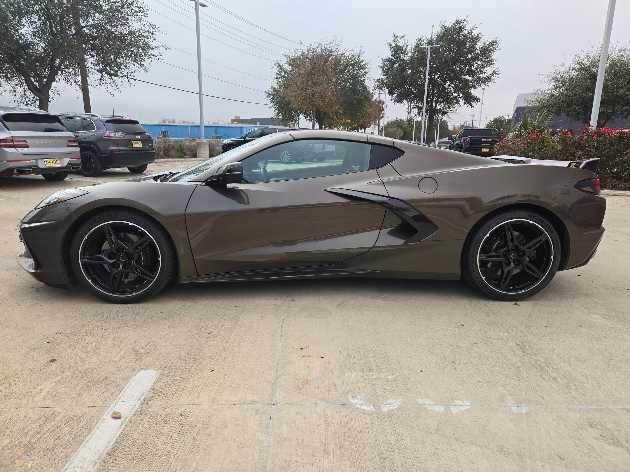 Used 2020 Chevrolet Corvette Stingray Preferred Cpe w/ 2LT Preferred Equipment Group image 6