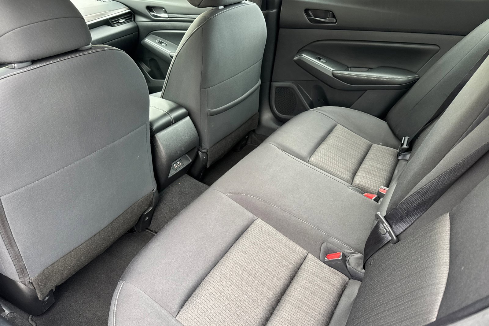 Used 2024 Nissan Altima 2.5 SV image 13