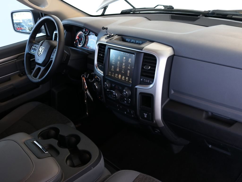 Used 2017 RAM 1500 Big Horn AWD/4WD image 38