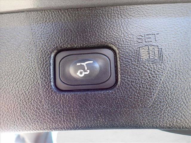 Certified 2024 Ford Edge Titanium image 8