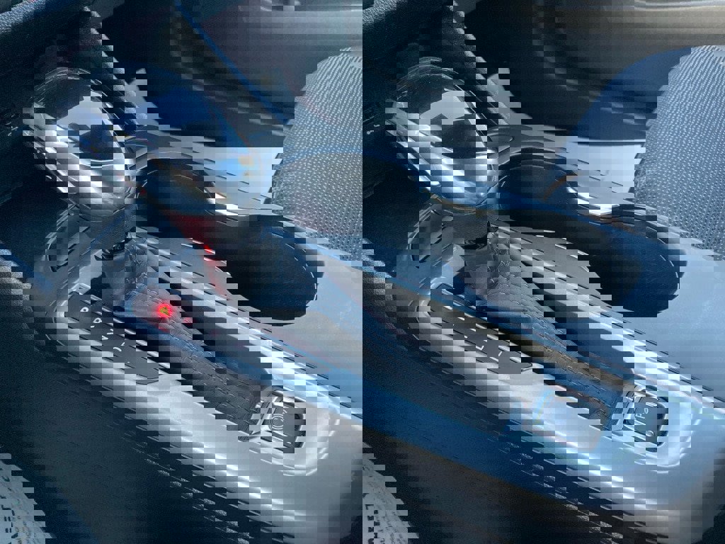 Used 2025 Buick Envista Preferred image 24