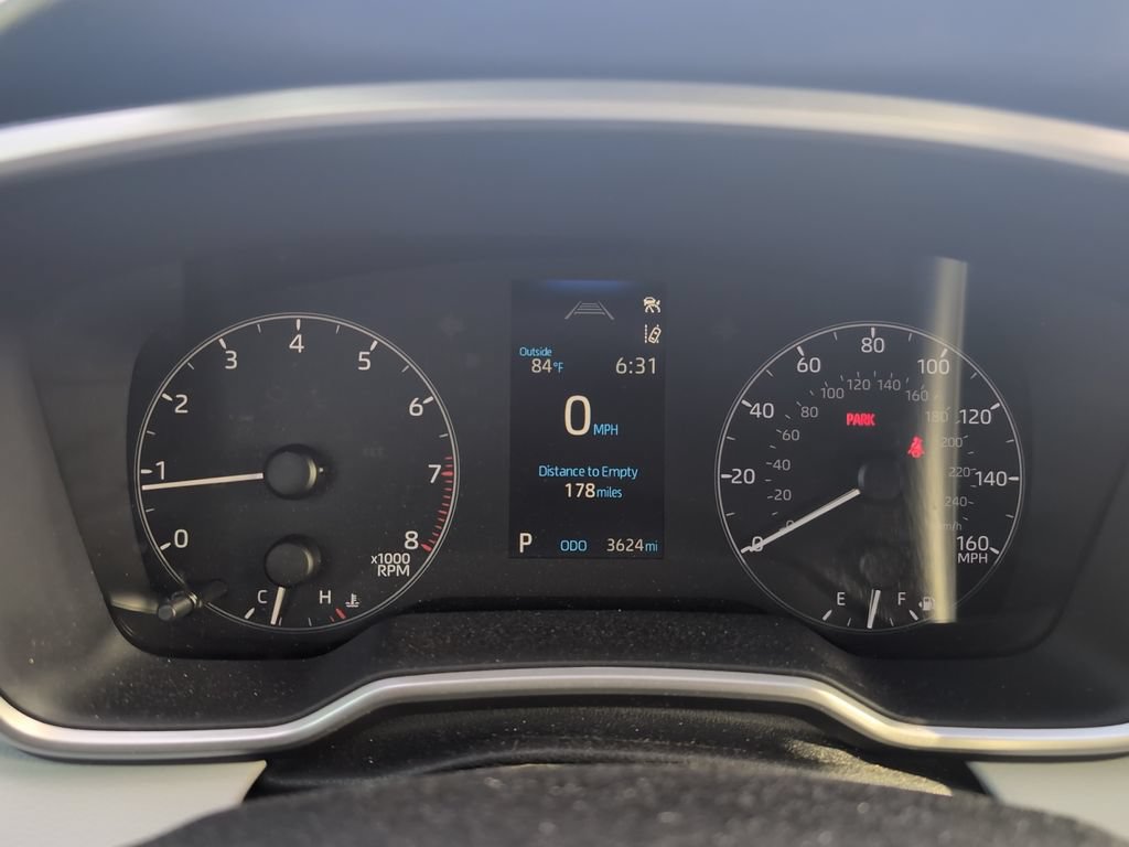 Used 2025 Toyota Corolla SE FWD image 12