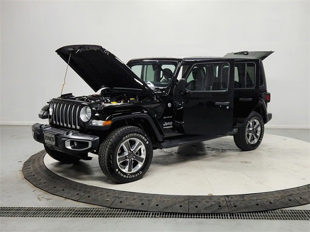 Used 2018 Jeep Wrangler Unlimited Sahara image 11
