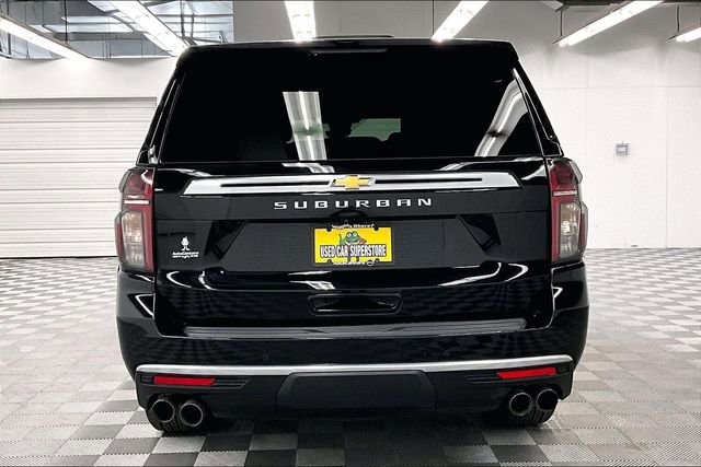 Used 2024 Chevrolet Suburban High Country AWD/4WD image 5