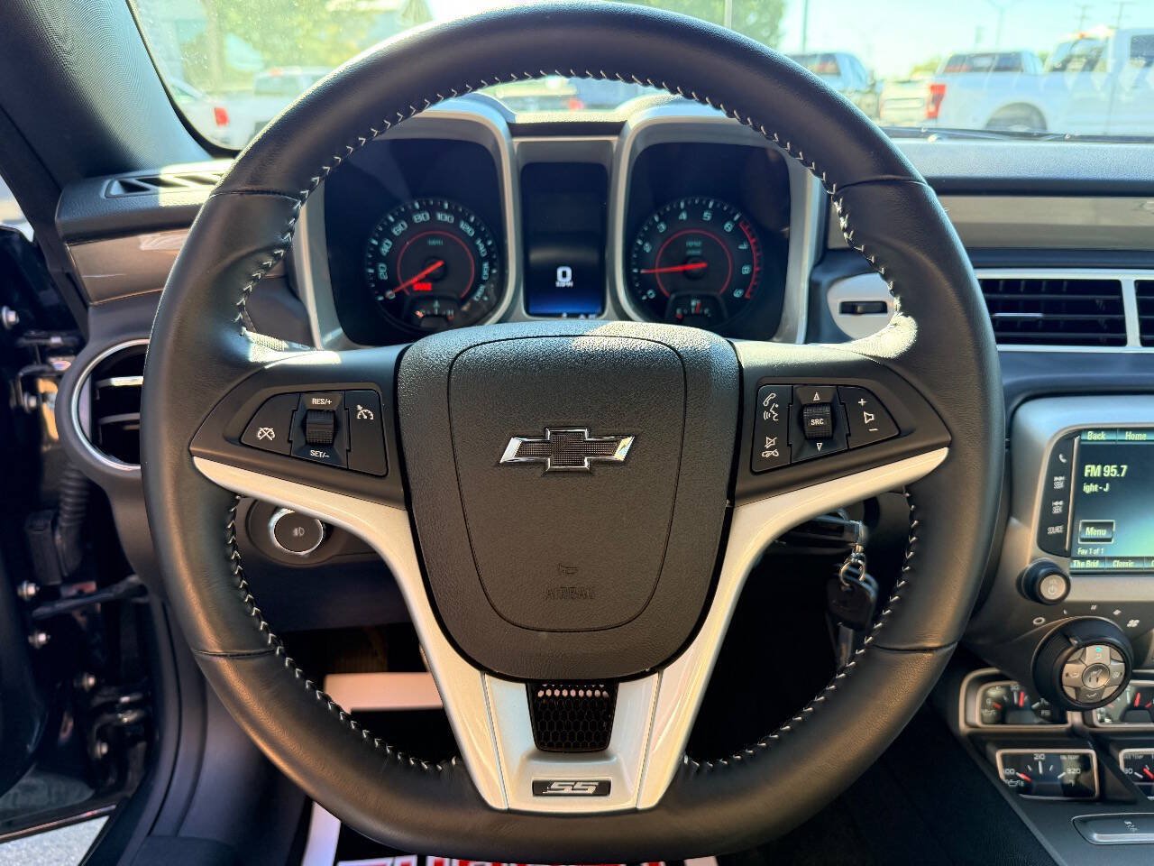Used 2015 Chevrolet Camaro SS w/ SS Performance Package RWD image 22