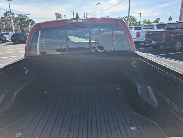 Used 2023 Toyota Tacoma SR AWD/4WD image 9