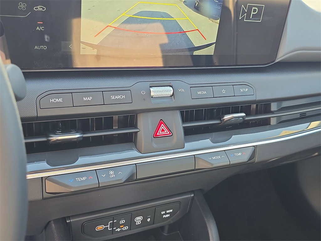 New 2025 Kia K4 EX image 24