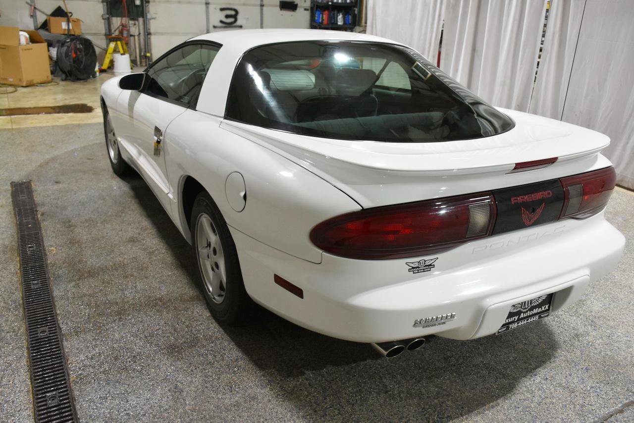 Used 1997 Pontiac Firebird Coupe w/ Opt Pkg RWD image 27