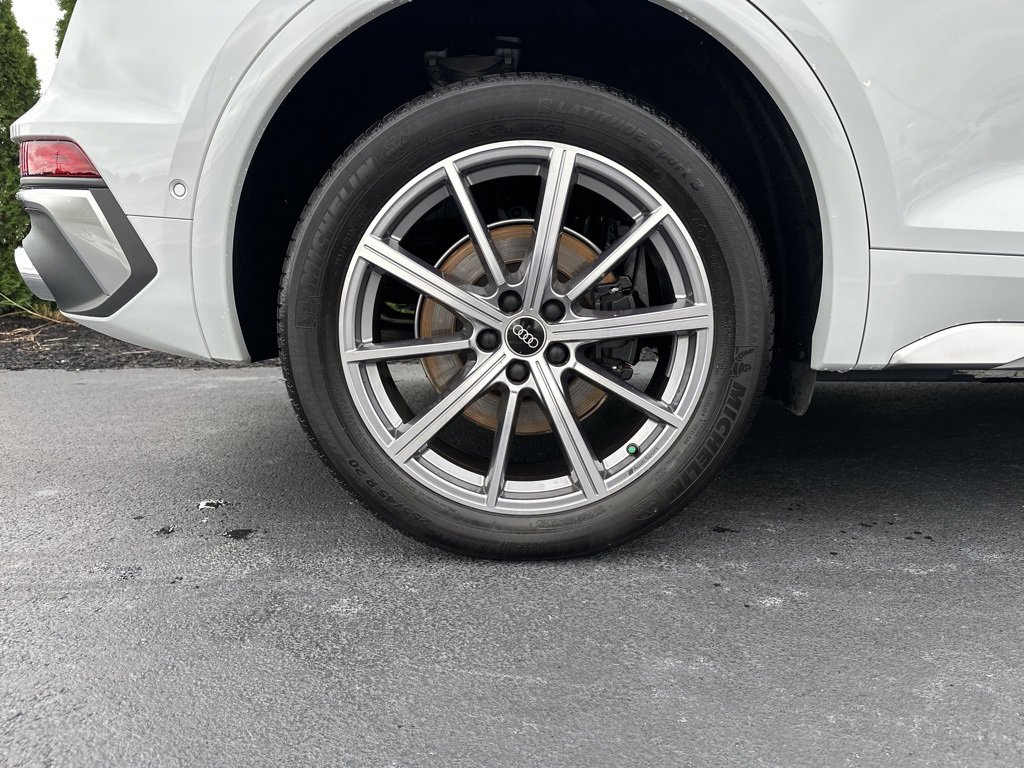 Used 2023 Audi SQ5 Prestige w/ Prestige Package image 42