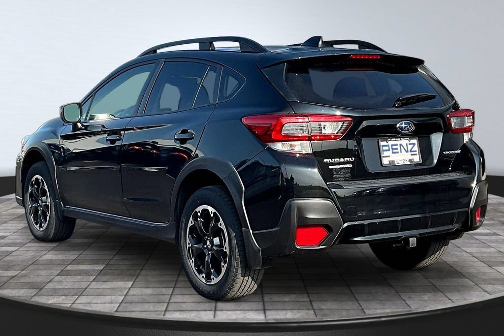 Used 2021 Subaru Crosstrek 2.0i Premium w/ Moonroof Package AWD/4WD image 4