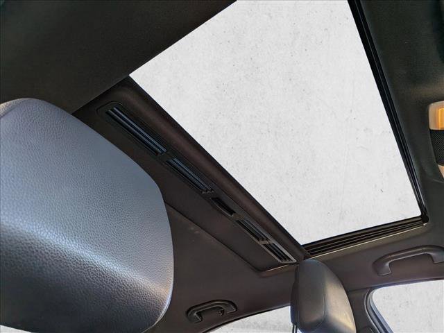 Used 2013 Mercedes-Benz C 250 Sedan image 14