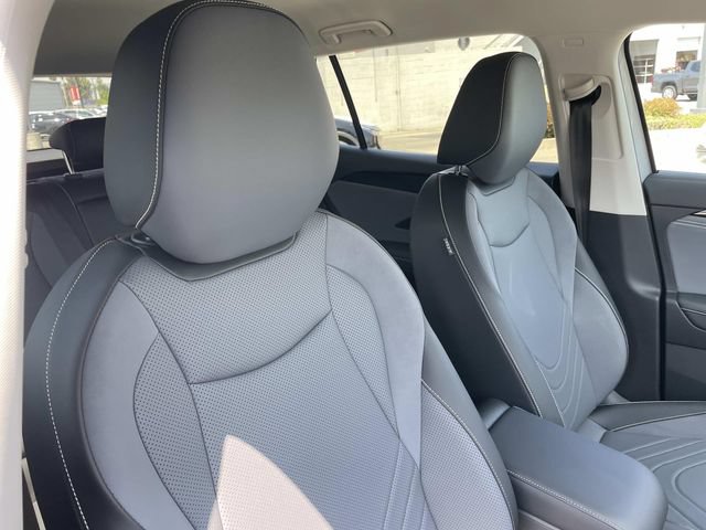New 2026 Volkswagen Tiguan SE FWD image 27