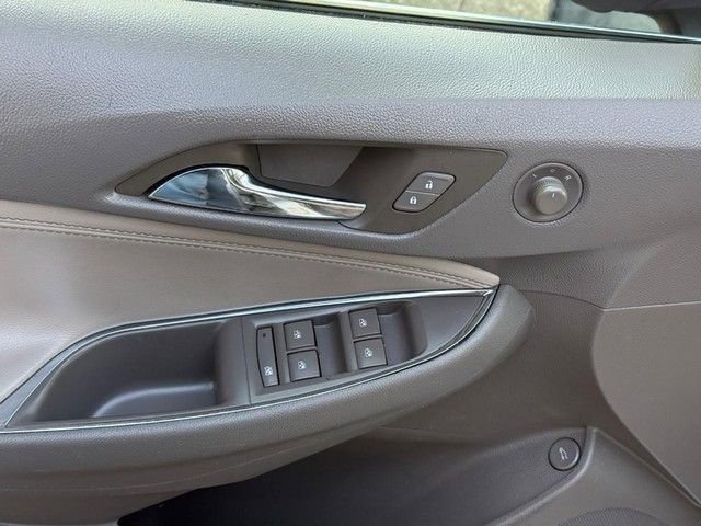 Used 2018 Chevrolet Cruze Premier image 15