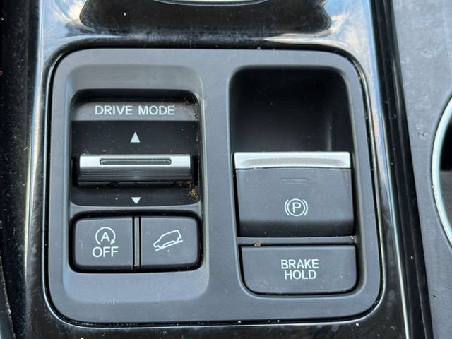 Used 2025 Honda Pilot Elite image 25