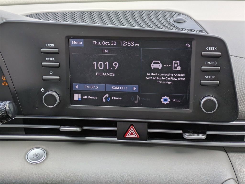 Used 2023 Hyundai Elantra SEL image 15