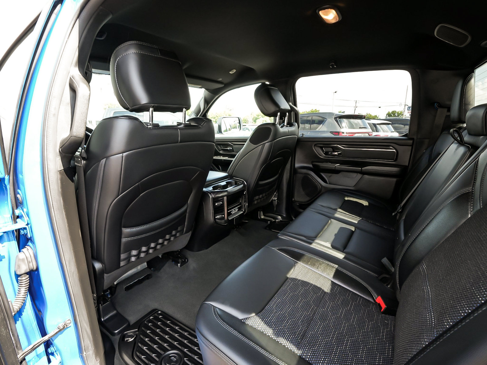 Used 2023 RAM 1500 Big Horn AWD/4WD image 34