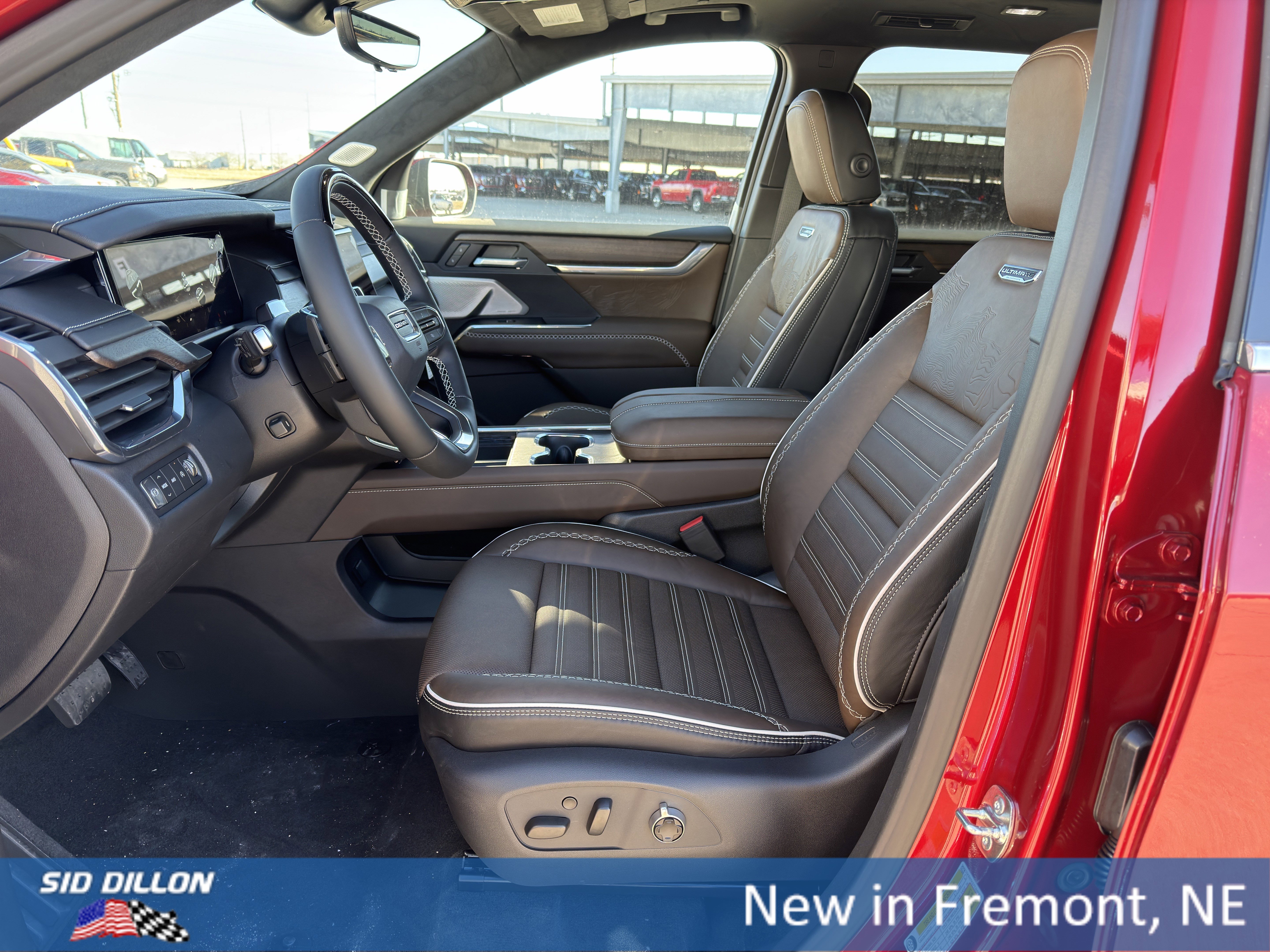 New 2026 GMC Acadia Denali Ultimate w/ LPO, Floor Liner Package image 18