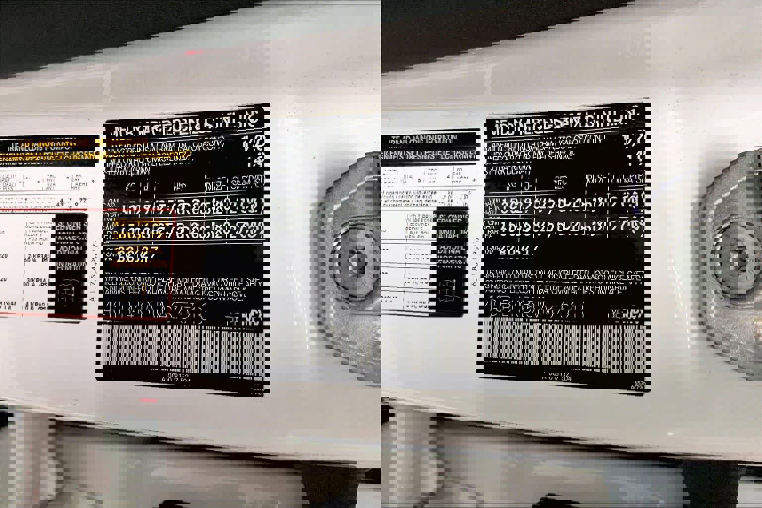 Used 2021 Mercedes-Benz GLE 350 4MATIC w/ Premium Package image 19