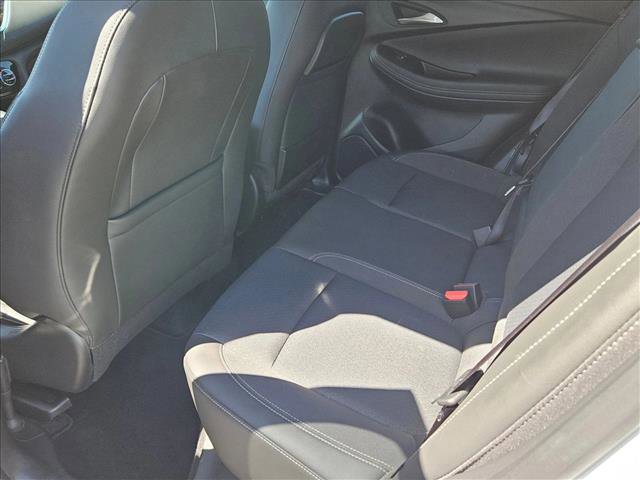 Used 2023 Buick Encore GX Select w/ Safety Package II FWD image 17