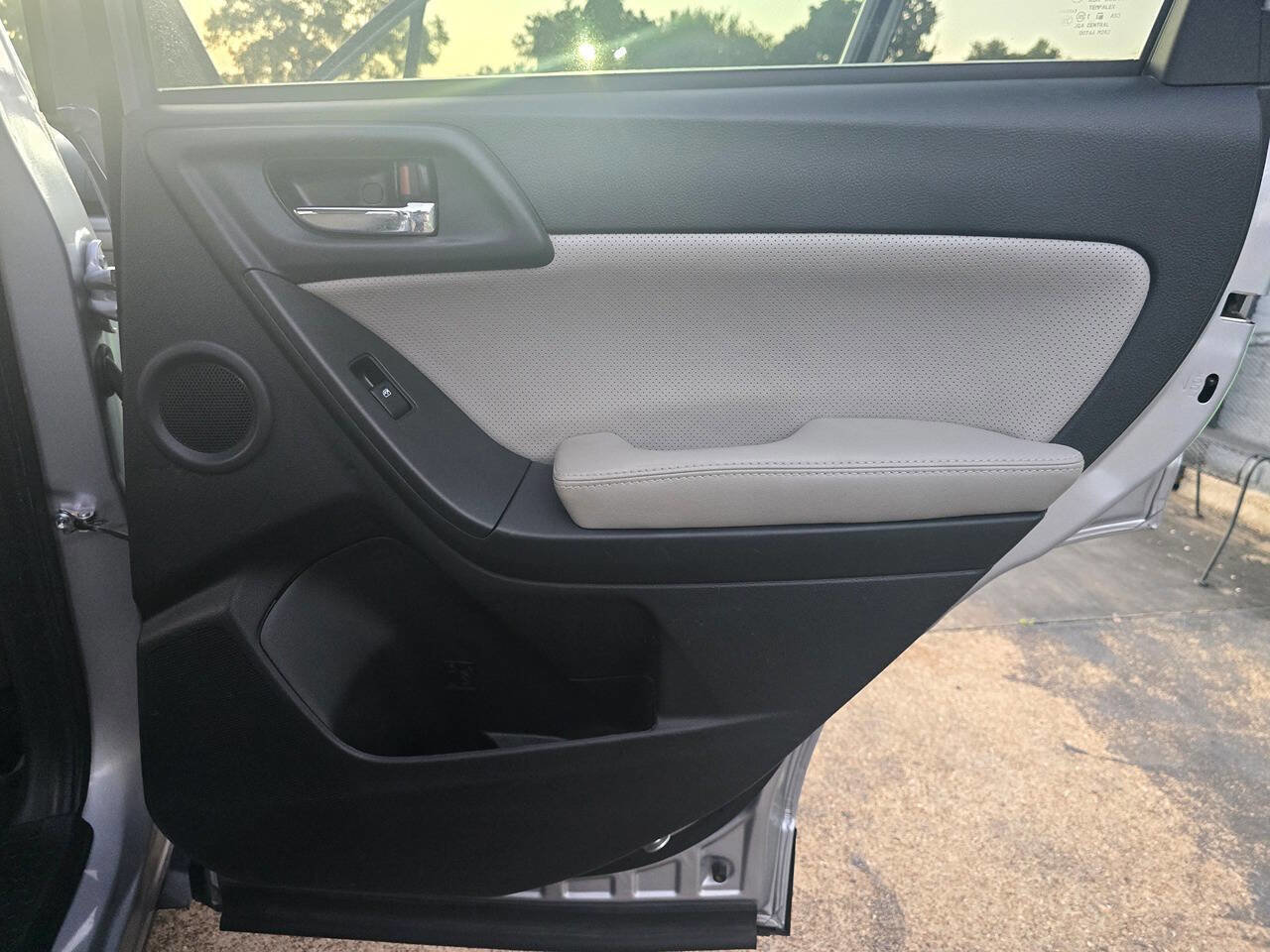Used 2016 Subaru Forester 2.5i Limited image 26