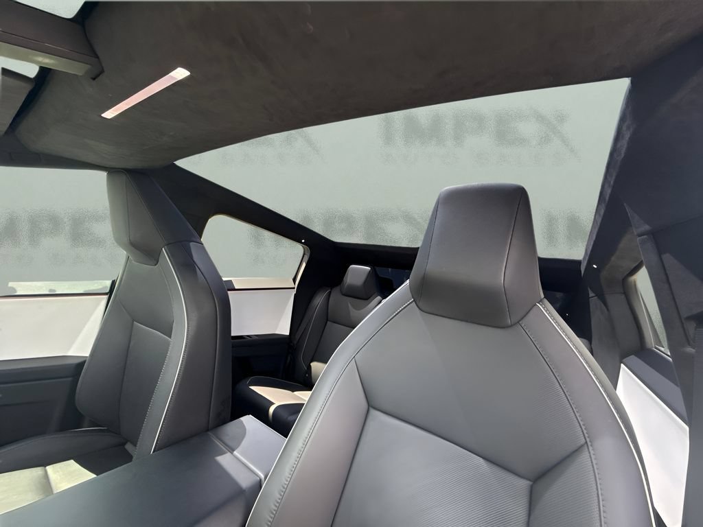 Used 2024 Tesla Cybertruck Cyberbeast AWD/4WD image 10