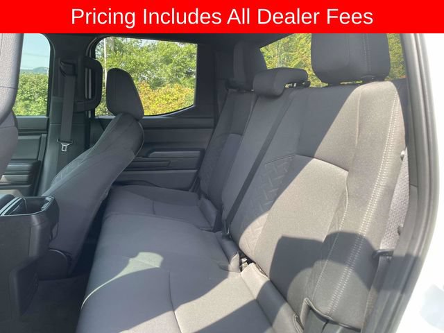 Used 2024 Toyota Tacoma SR5 AWD/4WD image 16
