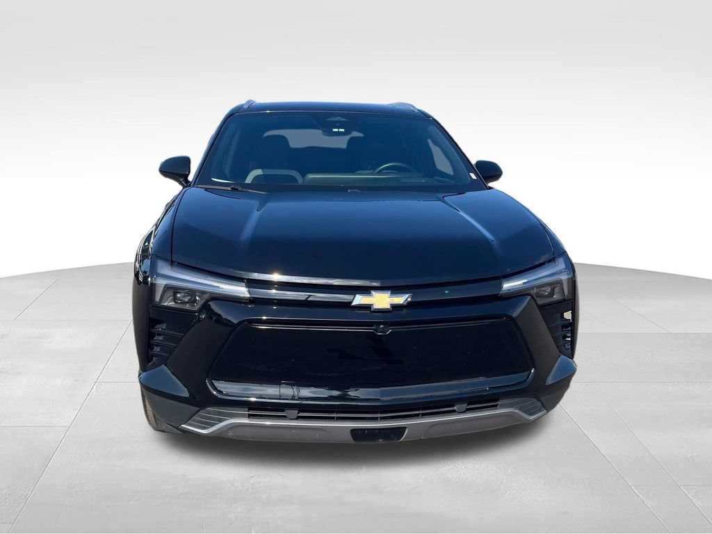 Used 2024 Chevrolet Blazer EV LT AWD/4WD image 8