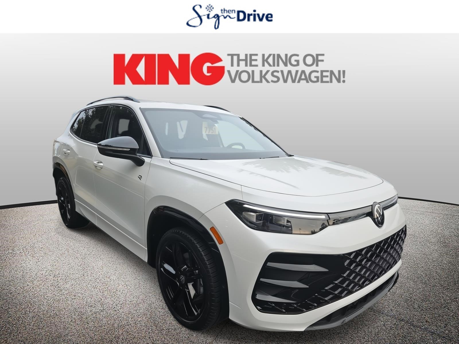 New 2025 Volkswagen Tiguan SE R-Line