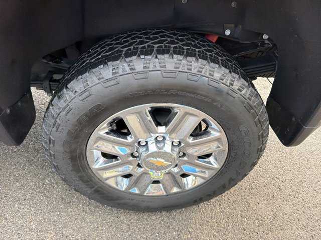 Used 2026 Chevrolet Silverado 3500 High Country w/ High Country Premium Package AWD/4WD image 10