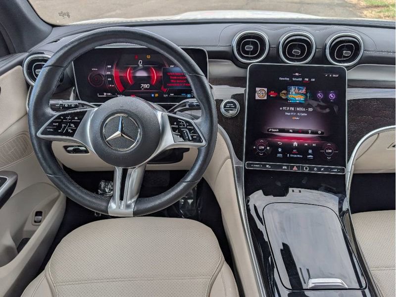 Used 2024 Mercedes-Benz GLC 300 4MATIC image 22