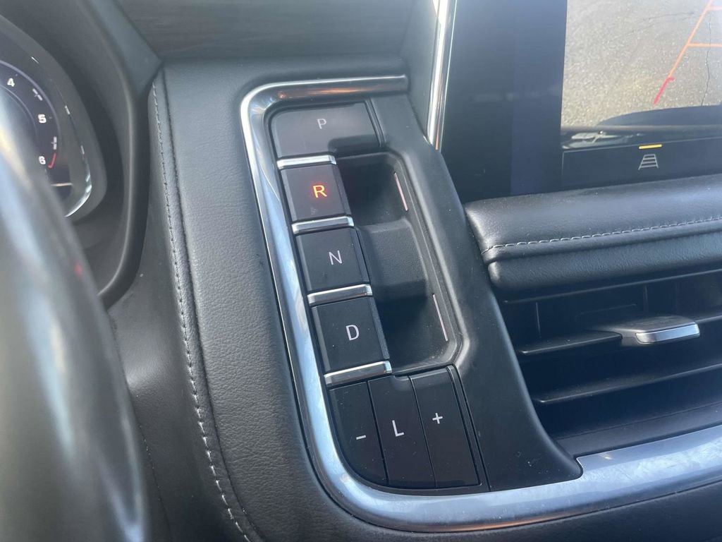 Used 2022 Chevrolet Tahoe LT image 39