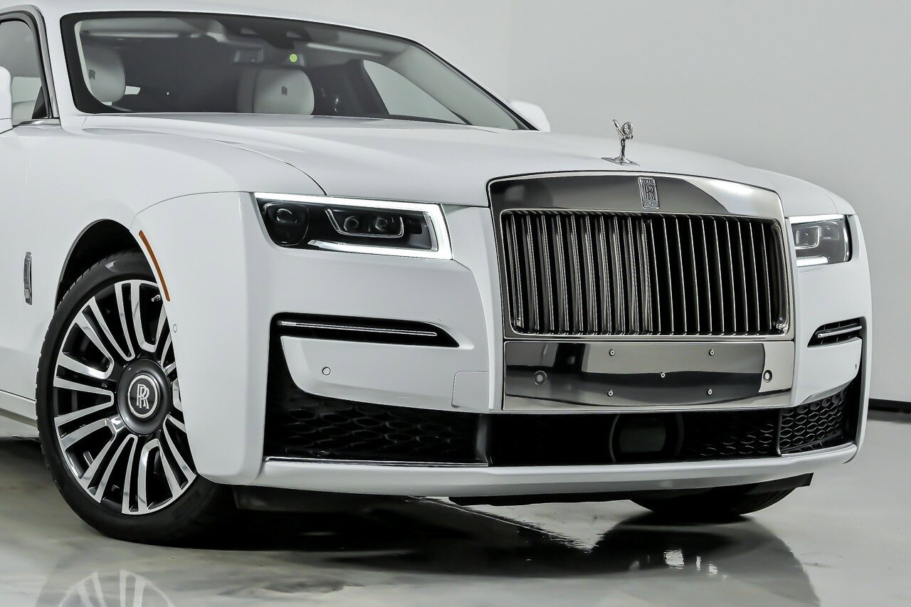 Used 2021 Rolls-Royce Ghost Extended Wheelbase AWD/4WD image 3