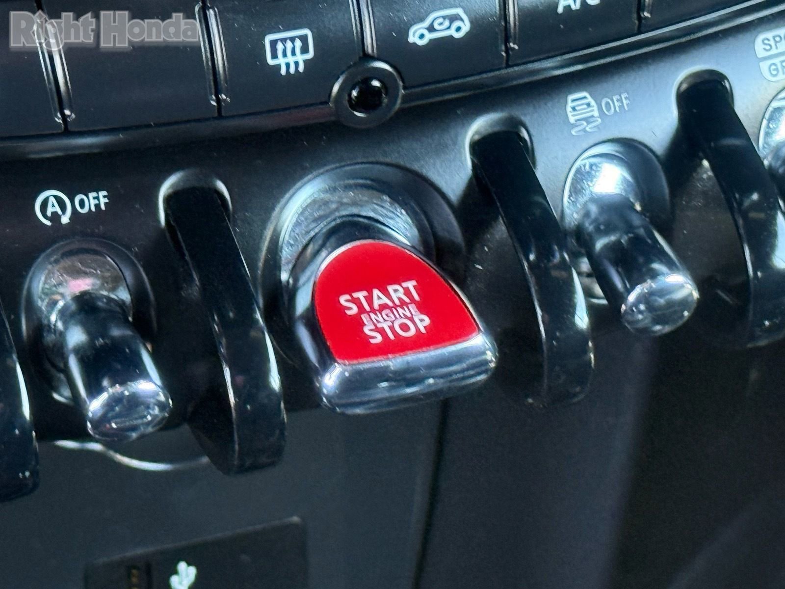 Used 2024 MINI Cooper S FWD image 26