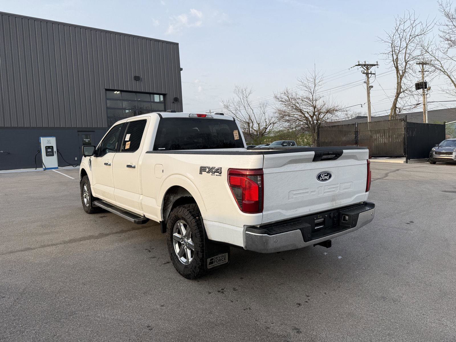 Used 2024 Ford F150 XLT w/ FX4 Off-Road Package image 5