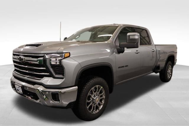 New 2026 Chevrolet Silverado 3500 LTZ w/ LTZ Premium Package image 4