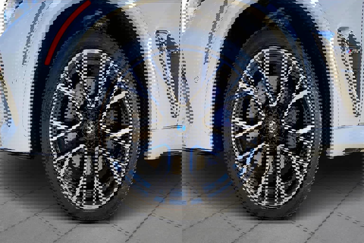 Used 2022 BMW X5 M w/ Executive Package image 10