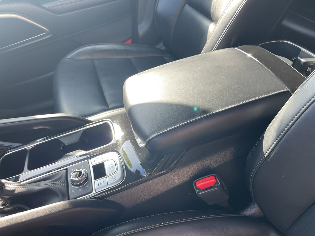 Used 2025 Kia Telluride S image 16