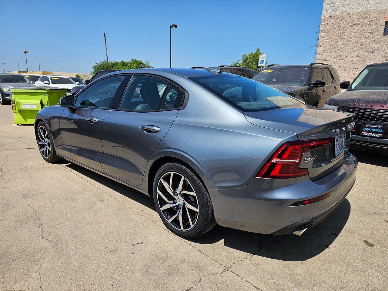 Used 2019 Volvo S60 T6 Momentum w/ Premium Package AWD/4WD image 7
