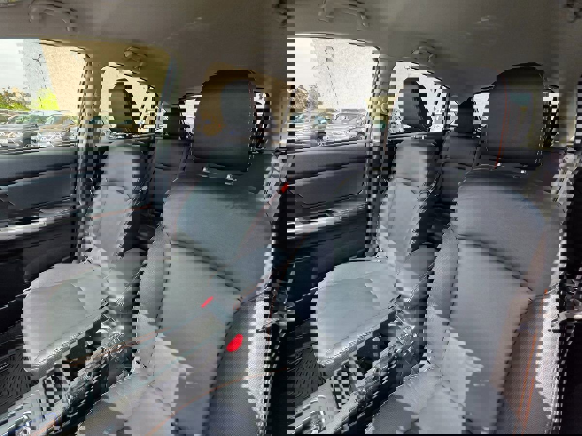 Used 2017 Subaru Crosstrek 2.0i Limited image 25