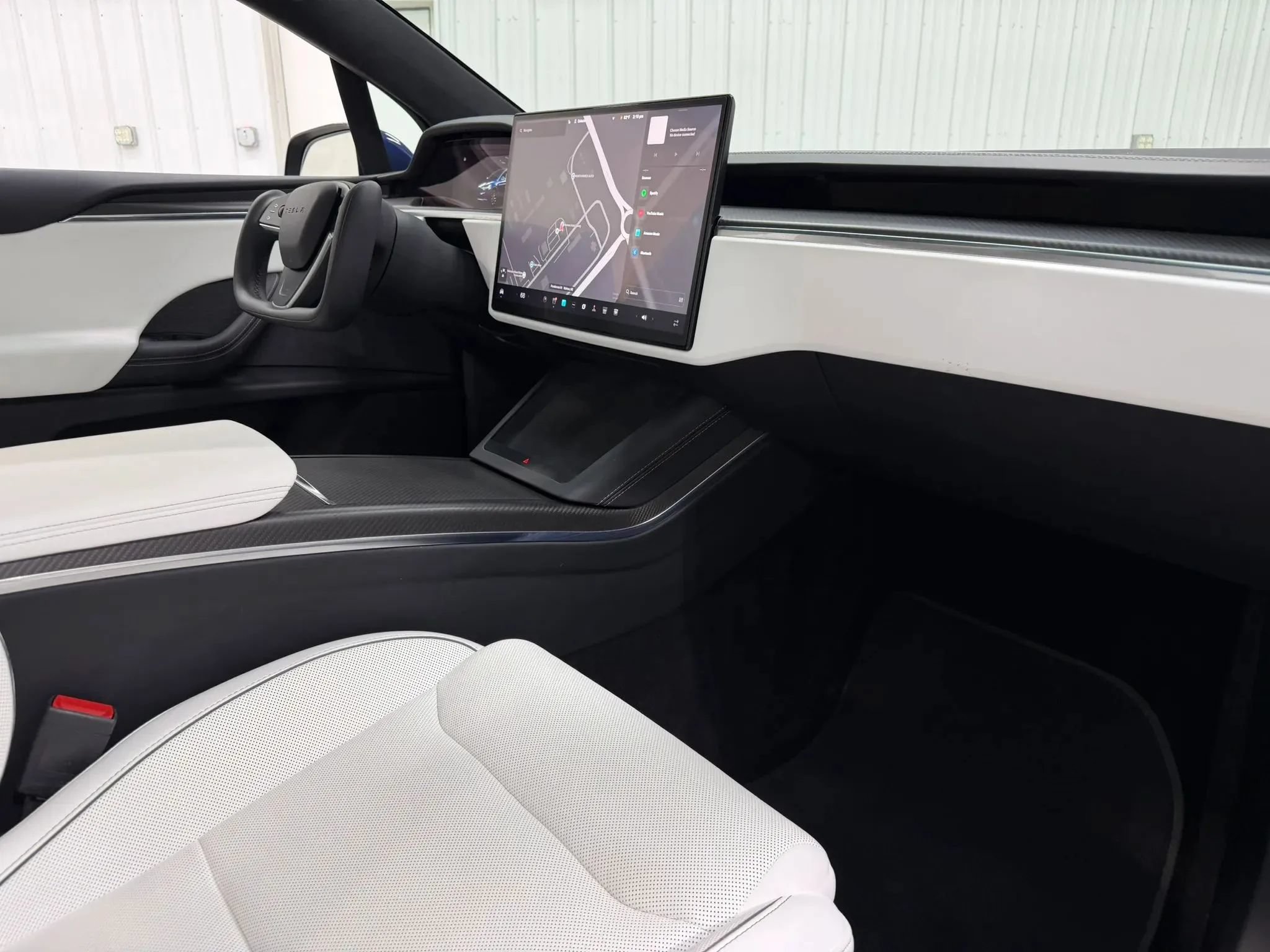 Used 2023 Tesla Model X Plaid AWD/4WD image 14