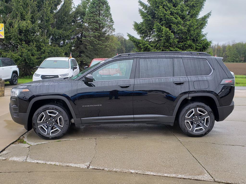 New 2026 Jeep Cherokee Laredo AWD/4WD image 6
