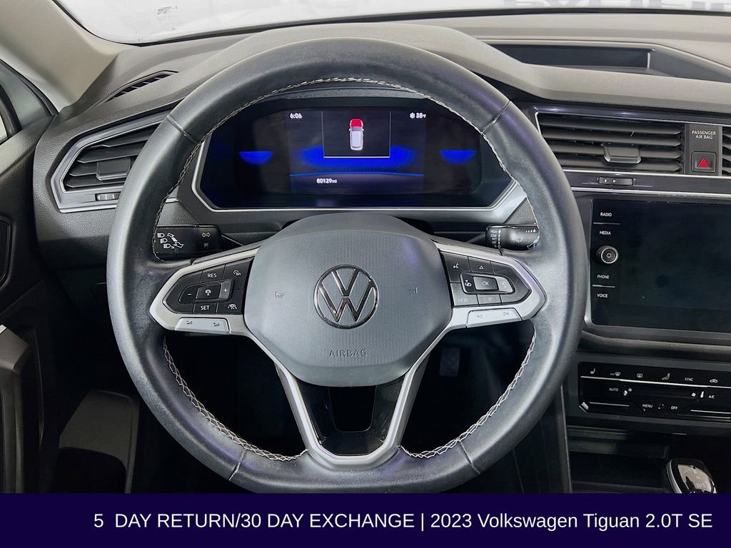 Used 2023 Volkswagen Tiguan SE image 13