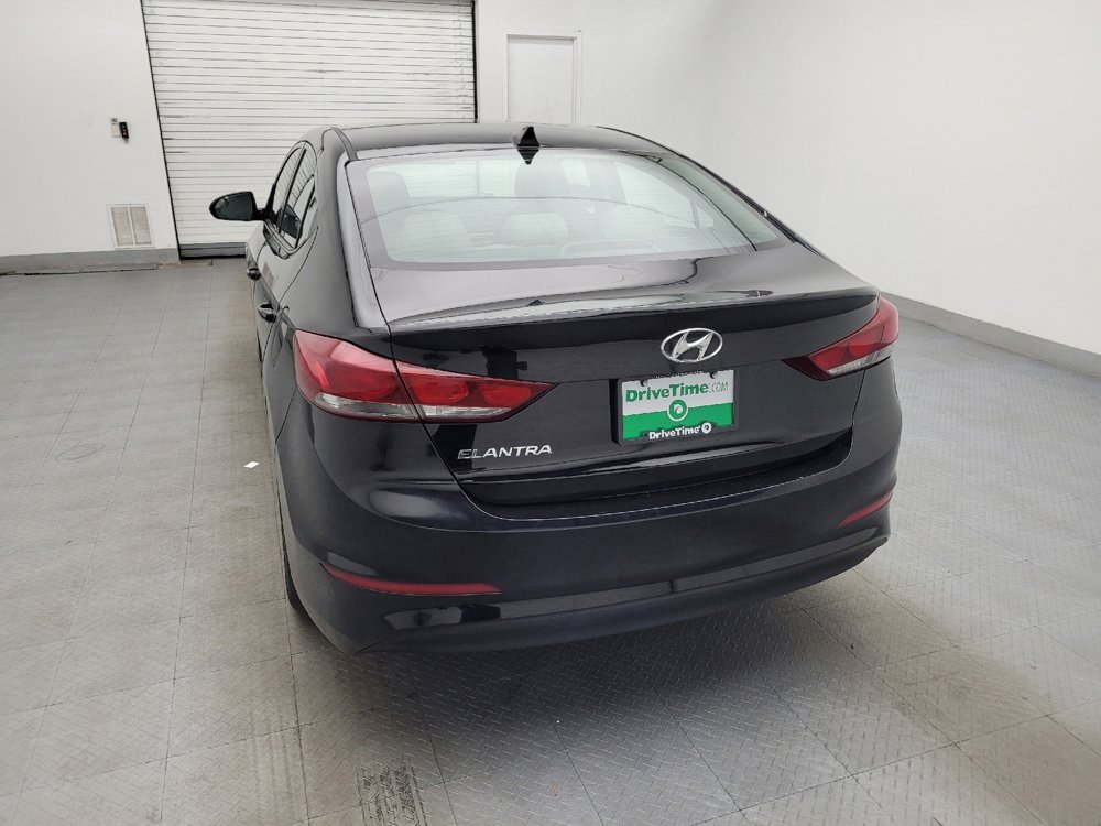 Used 2017 Hyundai Elantra SE image 6