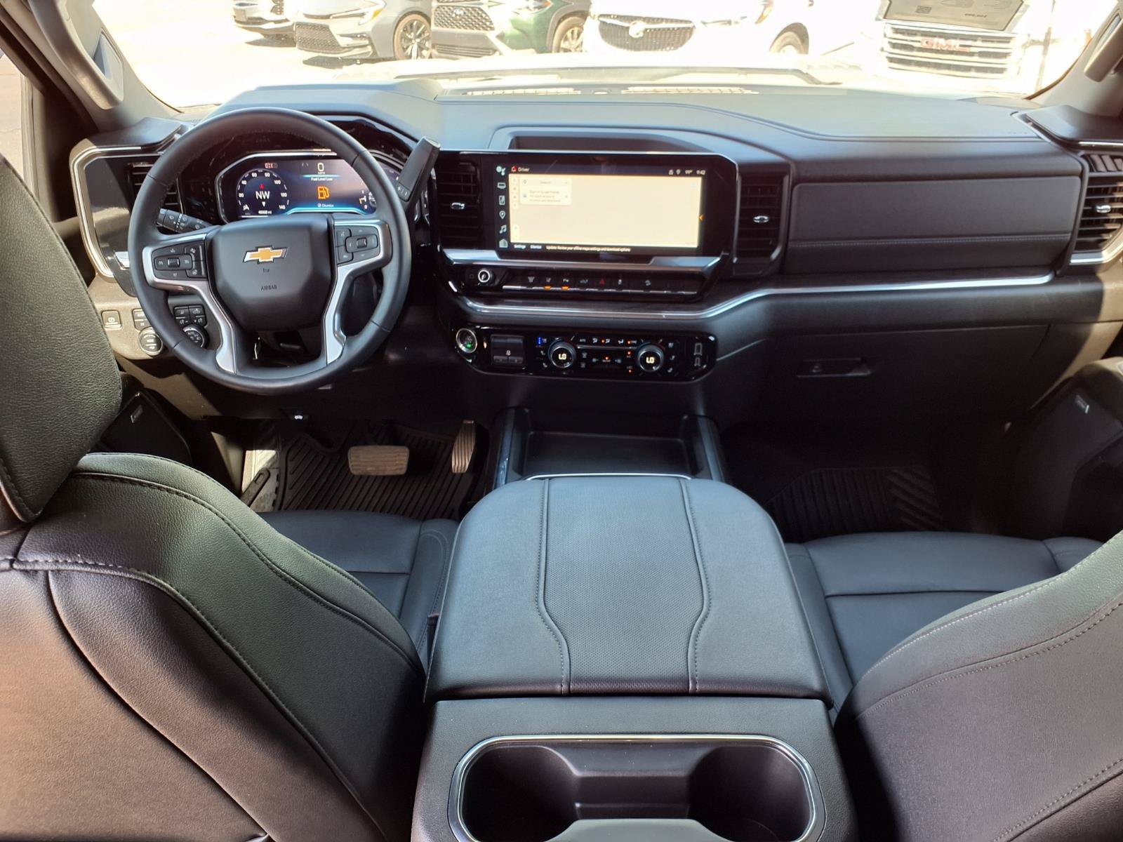 Used 2024 Chevrolet Silverado 2500 LTZ w/ LTZ Plus Package AWD/4WD image 18